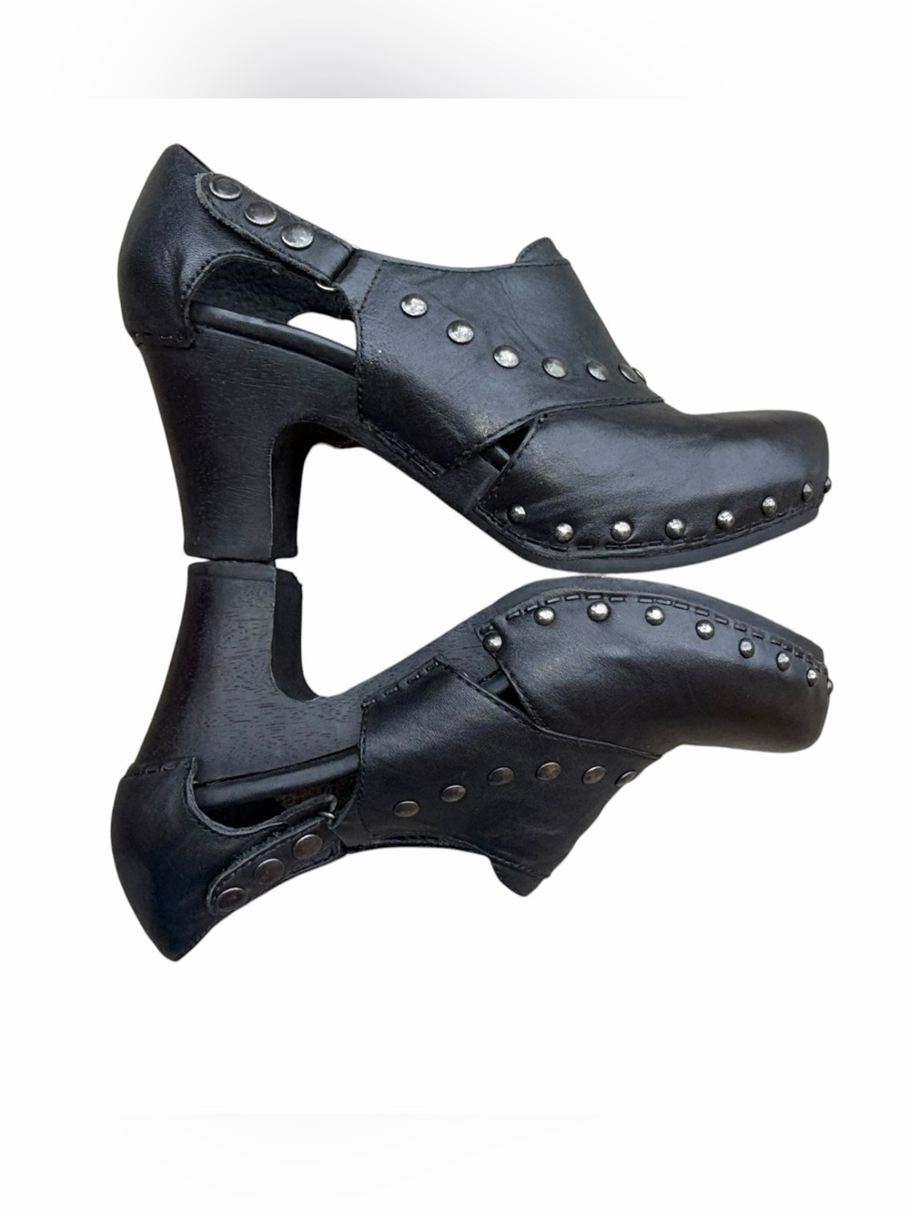 Dansko Ryder Full Grain with Studs- Clog 
Size 38